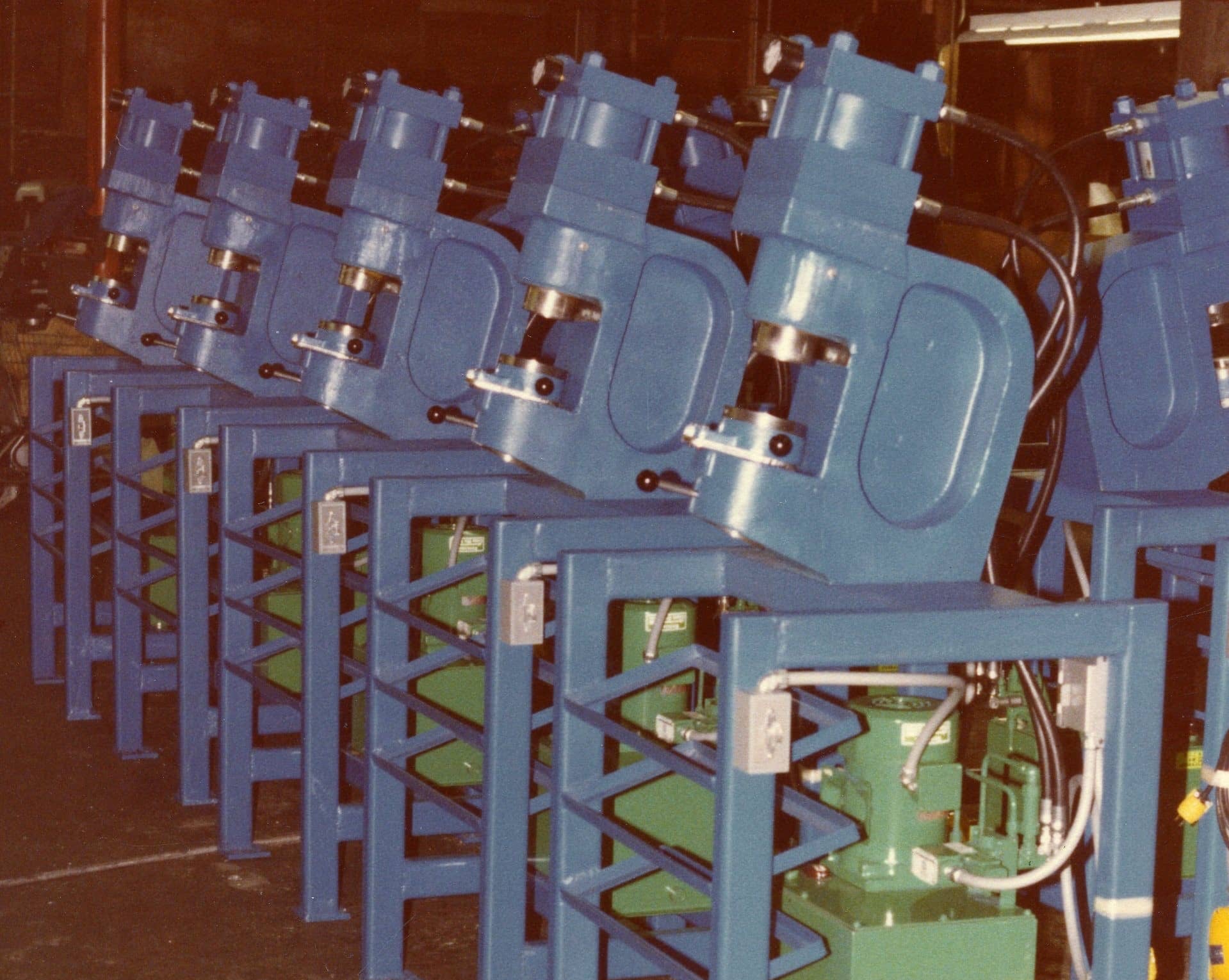 Crimp press, 1979