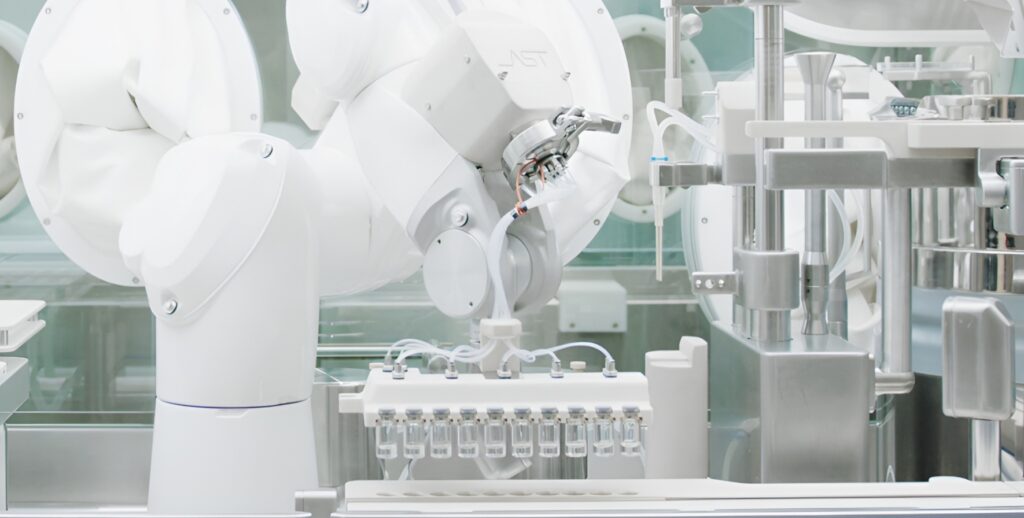 image showing AST pharma 4.0 solutions operating in an aseptic fill-finish facility for pharmaceutical manufacturing